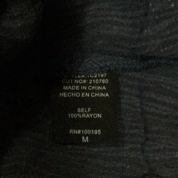 Annabelle Indigo Denim Blue Open Inset Design Flutter Sleeve Top NWT - Picture 12 of 13